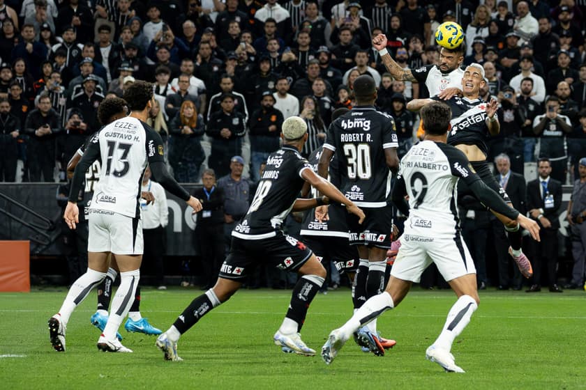 Corinthians e Vasco decidem o título da Copa do Brasil de 2025 (Foto: Léo Barrilari/GazetaPress)
