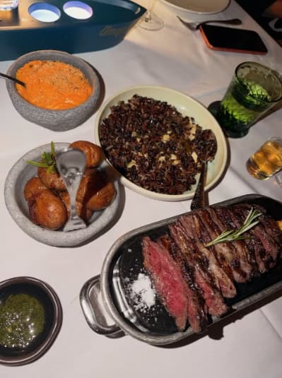 Bruna Biancardi compartilhou imagens de jantar em viagem a Miami (foto: Reprodução)