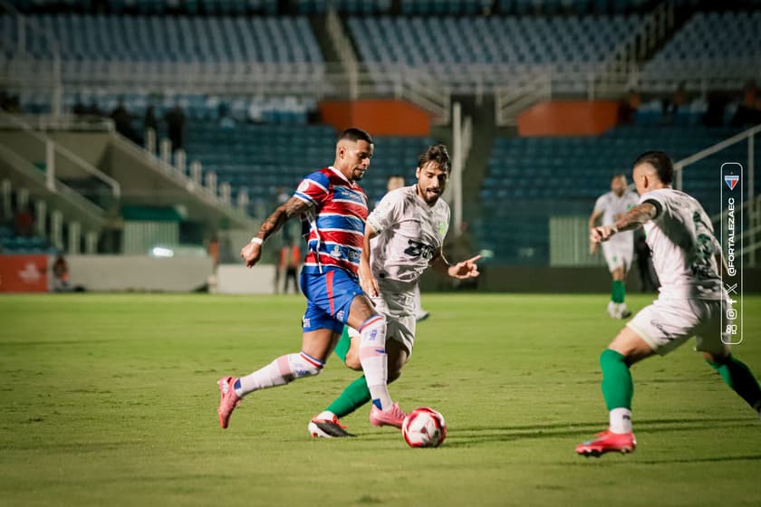 Partida entre Fortaleza e Floresta, pelo Campeonato Cearense (Foto: Leonardo Moreira/Fortaleza EC)