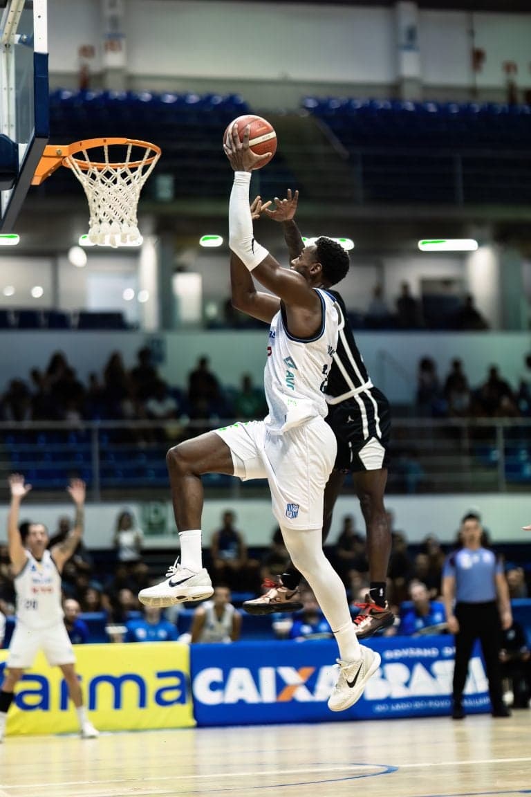 KTO Minas e Corinthians na disputa de quartas de final da Copa Super 8 (Foto: Hedgard Moraes / MTC)