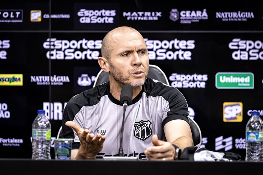Mozart, técnico do Ceará (Foto: Gabriel Silva/Ceará SC)