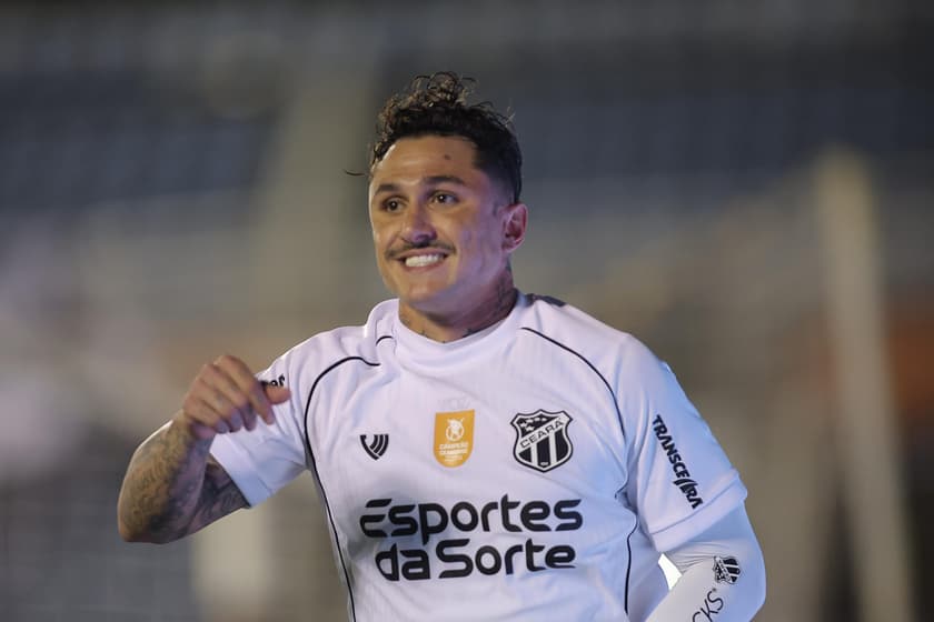 Partida entre Tirol e Ceará, pelo Campeonato Cearense (Foto: Baggio Rodrigues/Agif/Gazeta Press)