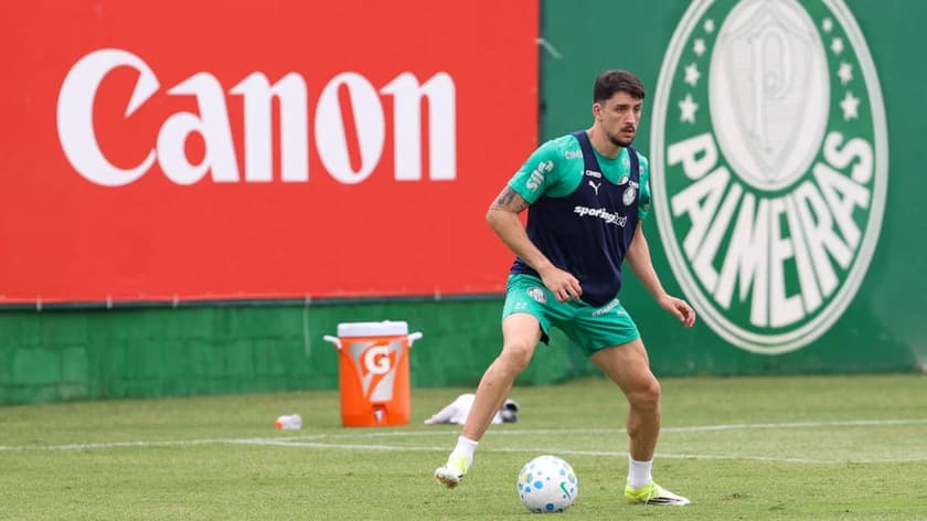 Piquerez durante treinamento do Palmeiras (Foto: Cesar Greco/Palmeiras/by Canon)