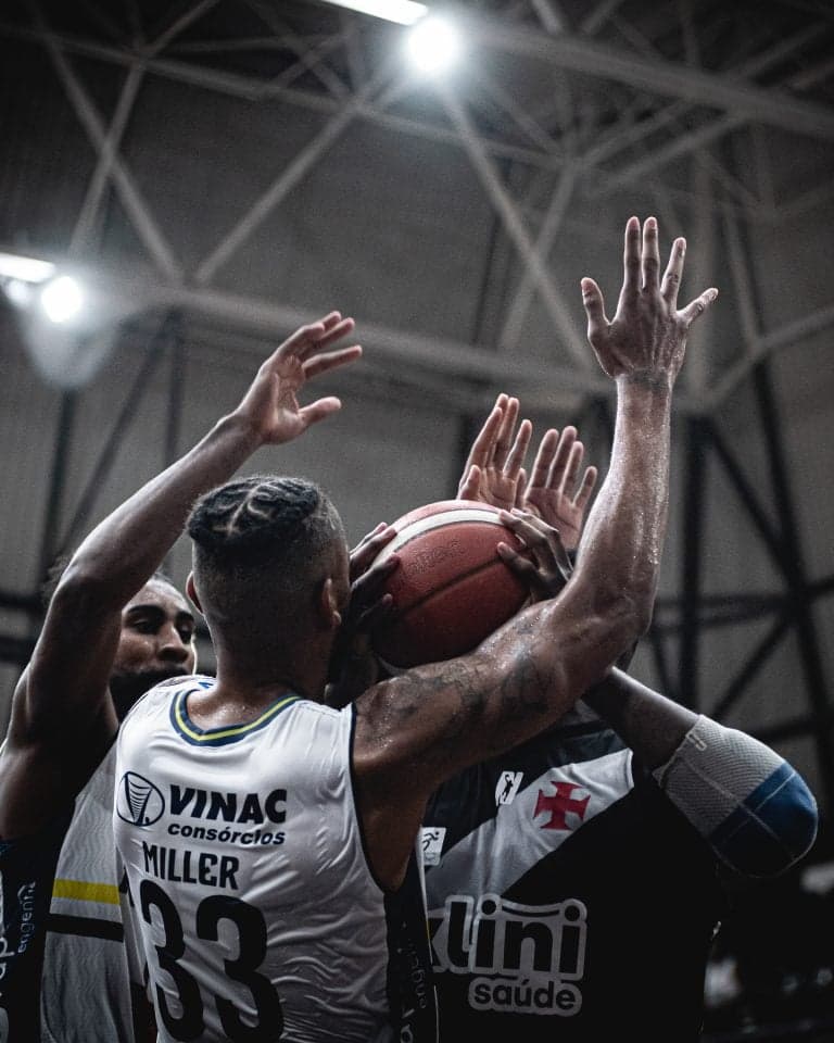 São José garante vitória apertada contra o Vasco fora de casa (Foto: Divulgação)