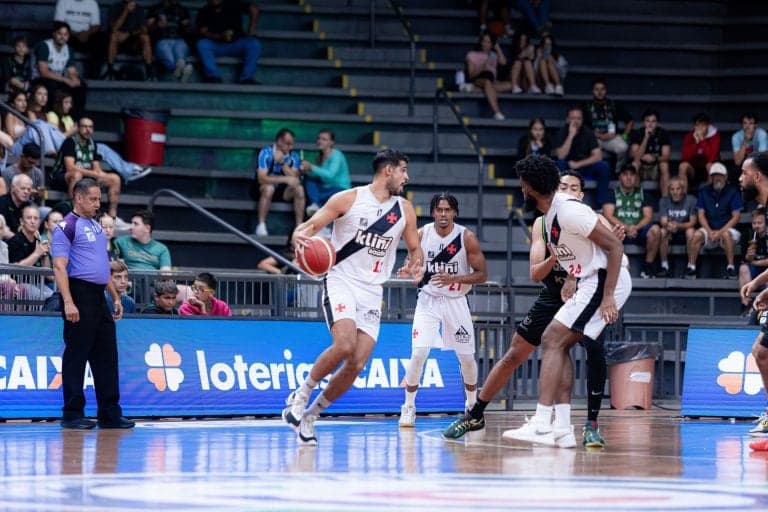 União Corinthians atropela e afunda o Vasco na zona de rebaixamento do NBB (Foto: Divulgação)