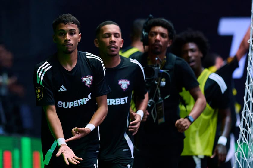 DesimPain dominou as ações e bateu o Dibrados FC por 6 a 3 (Foto: Divulgação / Kings League)