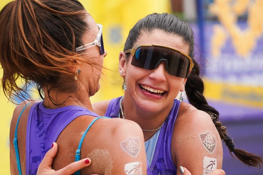 Carol Sallaberry e Giulia Gávio em ação no Circuito Brasileiro de Vôlei de Praia (Foto: Mauricio Val/FV Imagem/CBV)