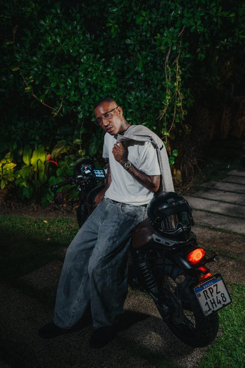 Anderson Talisca, o Spark, lança clipe intimista de "Dúvida" (Foto: Divulgação)