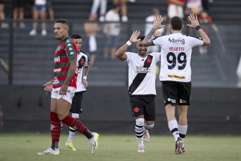 Torcedores Do Vasco Exaltam E Dupla Payet E Vegetti Na Web: 'Messi E ...