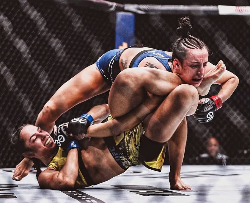 Ariane Lipski em ação no UFC (Foto: Reprodução/Instagram)