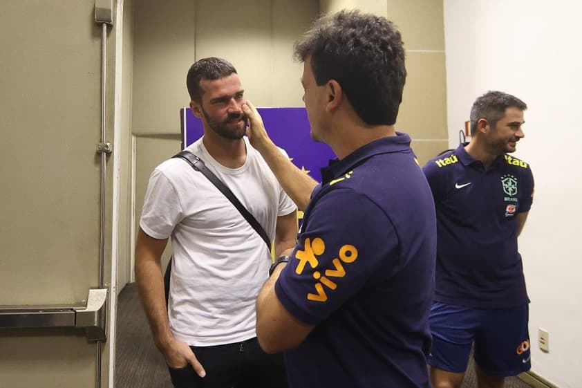 53165435554_f592a1fdb2_k-980×653