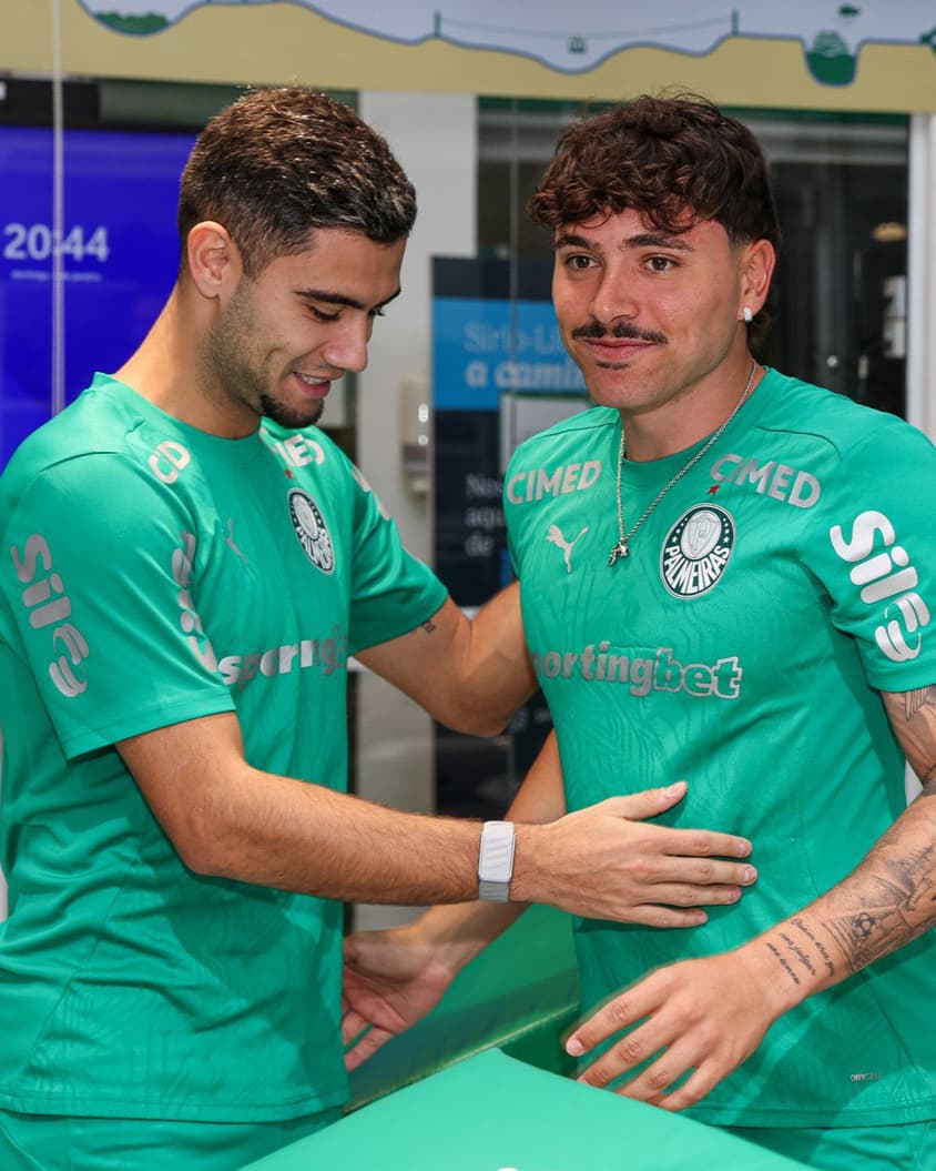 Elenco do Palmeiras se reapresentou na Academia de Futebol na noite do último domingo (4), antes do técnico Abel Ferreira (Foto: Fabio Menotti / Palmeiras)<br>