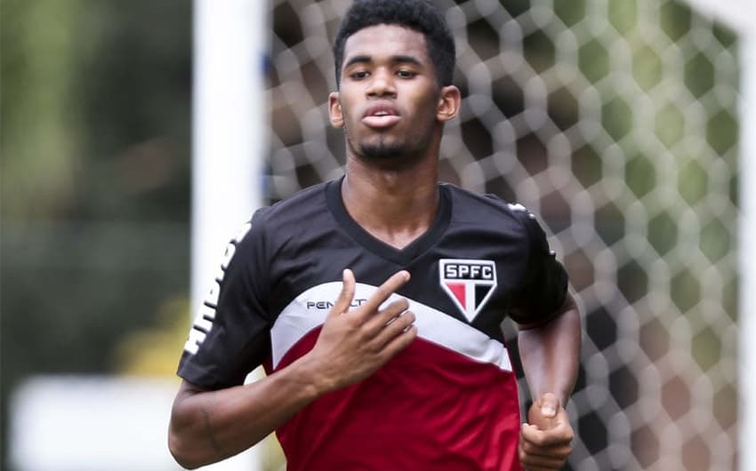 Ewandro jogador do São Paulo (foto Ale Cabral)