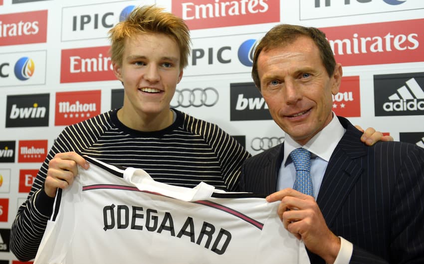 Martin Odegaard - Apresentação Real Madrid (Foto: Gerard Julien/AFP)
