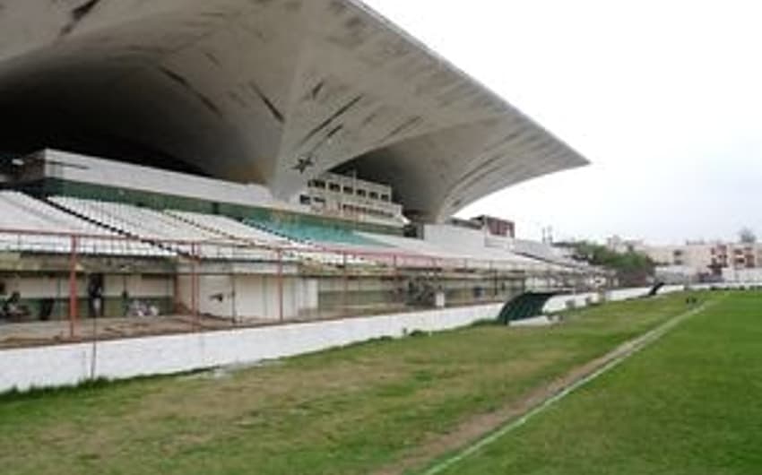 Estádio Luso Brasileiro é a casa da Portuguesa-RJ (Foto: Divulgação)