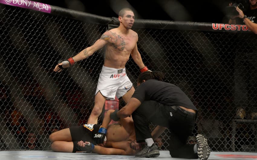 Lucas Mineiro (FOTO: Alexandre Loureiro/UFC)
