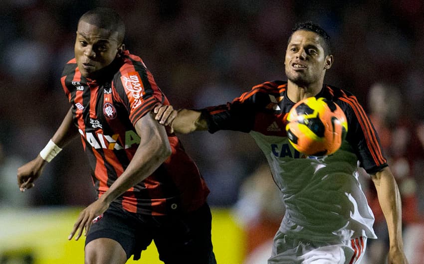 Flamengo empata com Furacão e consegue vantagem para segundo jogo (Foto: Felipe Gabriel/ LANCE!Press)