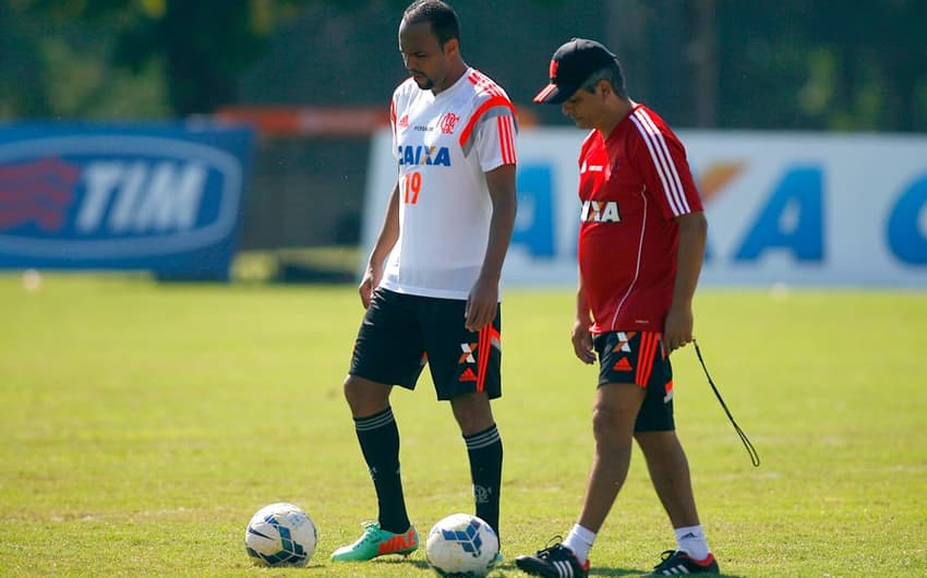 Alecsandro e Ney Franco - Treino do Flamengo (Foto: Bruno de Lima/ LANCE!Press)