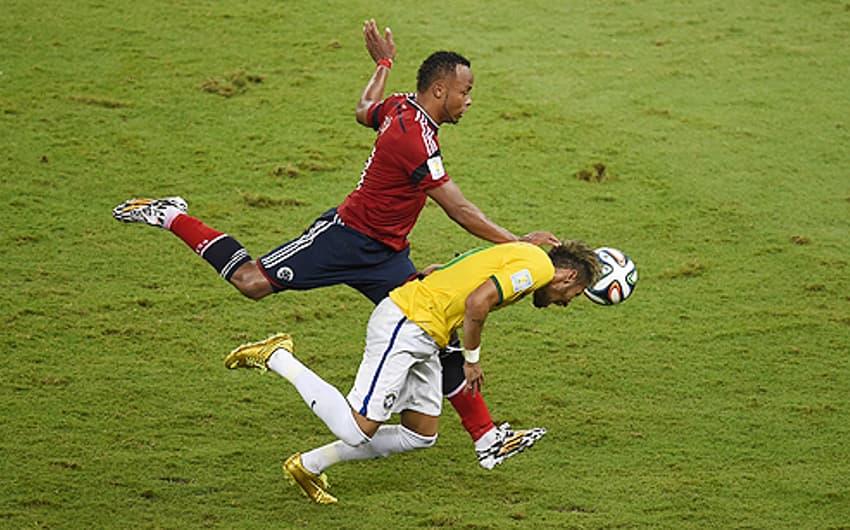 Neymar - Brasil x Colômbia (Foto: Odd Andersen/AFP)