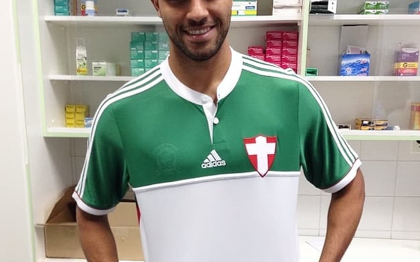 Alan Kardec com a nova camisa do Palmeiras (Foto: Reprodução/ Instagram)