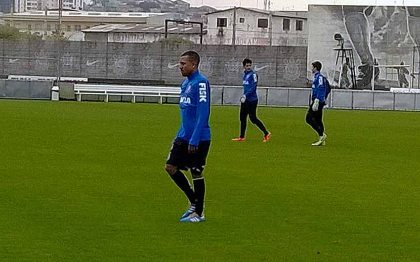 Mano orienta treino do Corinthians (Foto: Gabriel Carneiro)