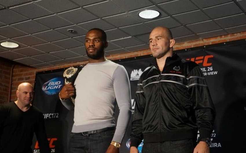 Glover Teixeira, Jon Jones (FOTO: UFC)