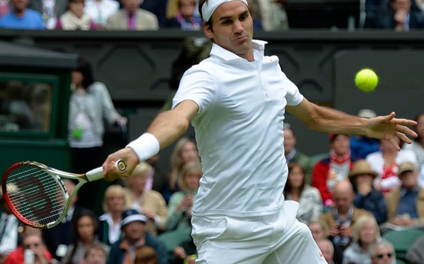 Federer (Foto: Adrian Dennis/AFP)