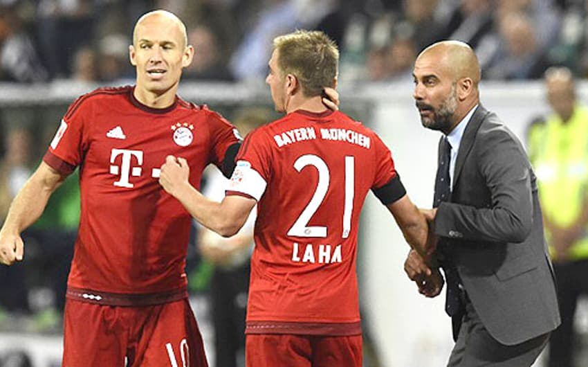 Robben, Lahm e Guardiola (Foto: Tobias Schwarz/AFP)