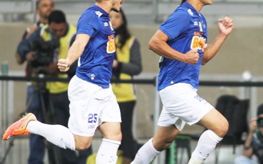 Cruzeiro vence o Internacional em 'decisão' (Foto: Gil Leonardi/LANCE!Press)