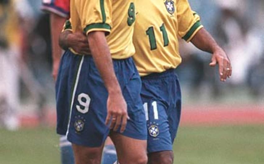 Ronaldo e Romário (Foto: Julio Cesar Guimaraes/ LANCE!Press)