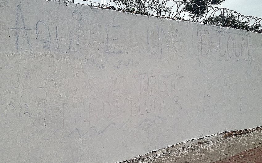 Muro Fortaleza (Foto: Caio Carrieri)