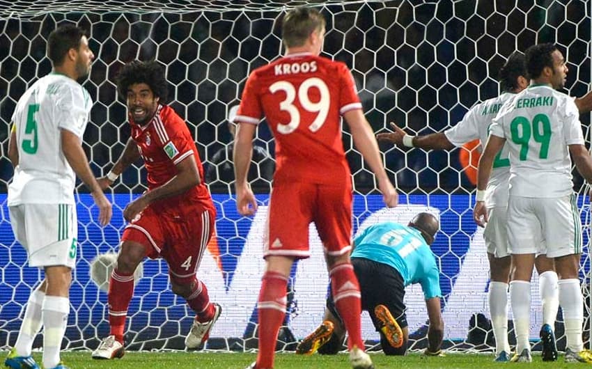 Gol do Dante - Bayern Munich x Raja Casablanca (Foto: Gerard Julien/ AFP)