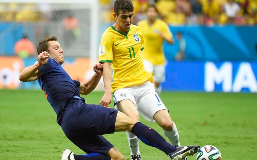 Brasil x Holanda - Oscar (Foto: Odd Andersen/ AFP)