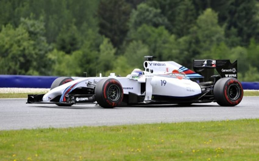 Felipe Massa é pole no GP da Áustria de Fórmula 1 (Foto: Samuel Kubani/AFP)