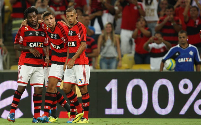 Flamengo vence a Cabofriense e avança à decisão do Carioca (Foto: Bruno de Lima/LANCE!Press)