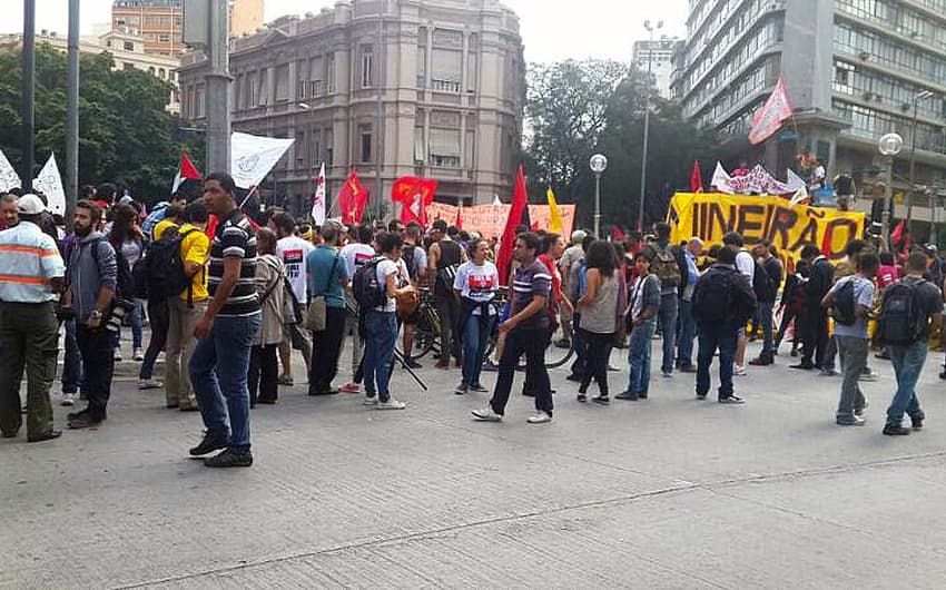 Manifestação em BH (Foto: Rodrigo Vessoni)