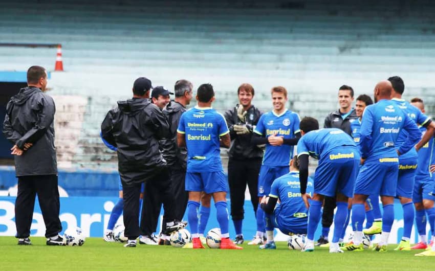 Fábio Mahseredjian e grupo do Grêmio (Foto: Eduardo Moura)