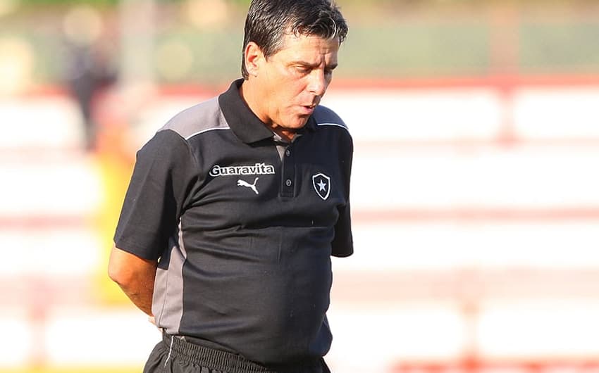 Botafogo x Friburguense - Eduardo Hungaro (Foto: Paulo Sérgio/ LANCE!Press)