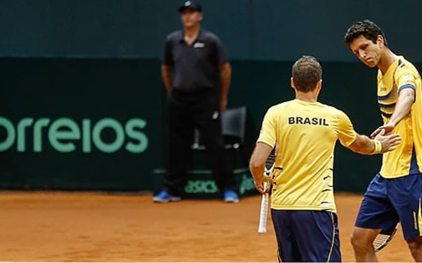 Marcelo Melo e Bruno Soares vencem jogo de duplas contra Espanha - Copa Davis (Foto: Divulgação/Vipcomm)