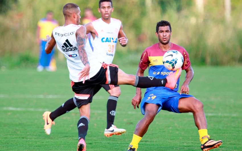 Jogo-treino entre Flamengo x Madureira - 05/07/2014 (Foto: Gilvan de Souza / Flamengo)
