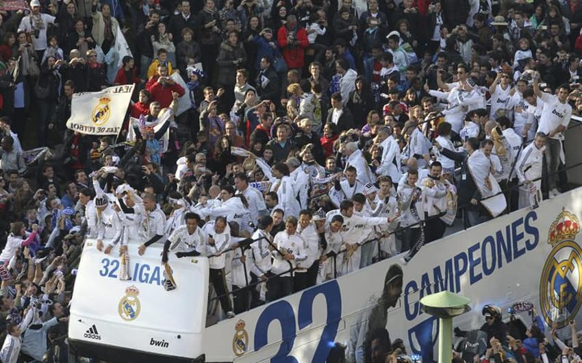 Comemoração do Real Madrid na praça Cibeles(Foto: Kiko Huesca/EFE)