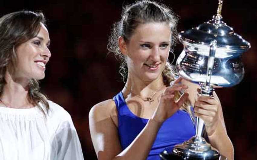 Martina Hingis e Victoria Azarenka na premiação do Australian Open (Foto: Tim Wimborne/Reuters)