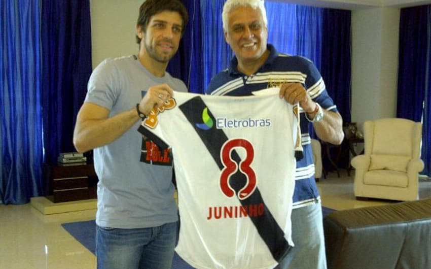 Juninho Pernambucano e Roberto Dinamite (Foto: Divulgação)