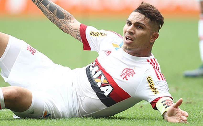 Guerrero vem em declínio no Flamengo (Foto: Paulo Sérgio/LANCE!Press)