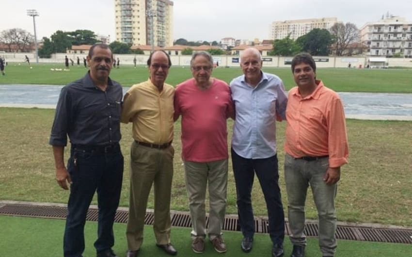 Dirigentes dos clubes selaram acordo no CT do Engenhão (Foto: América Rio)