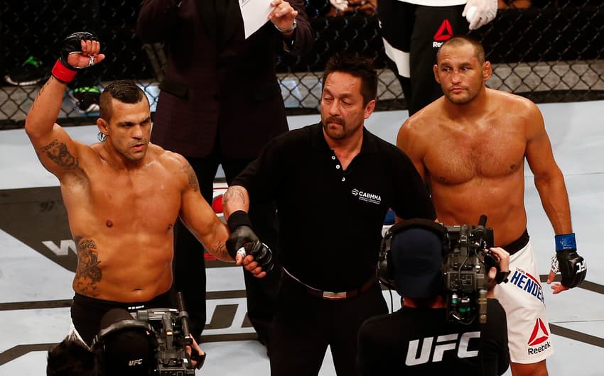 Dan Henderson foi nocauteado por Vitor Belfort no UFC São Paulo (FOTO: William Lucas/Inovafoto)