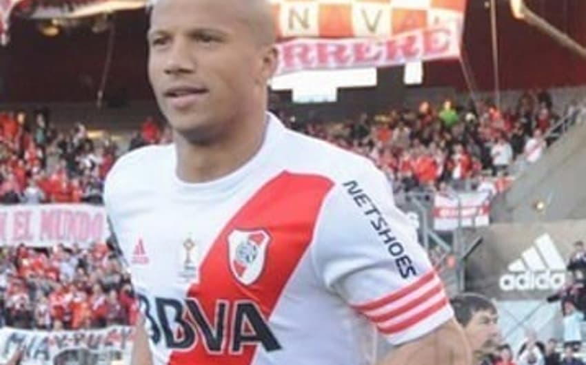 Carlos Sánchez River Plate (Foto: Reprodução/Instagram)