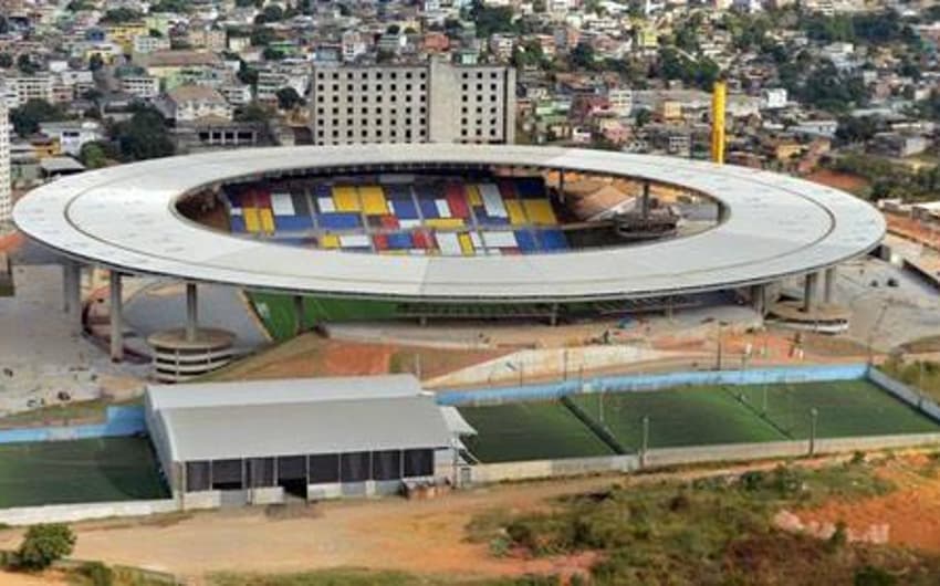 Kléber Andrade - Estádio em Cariacica (ES)