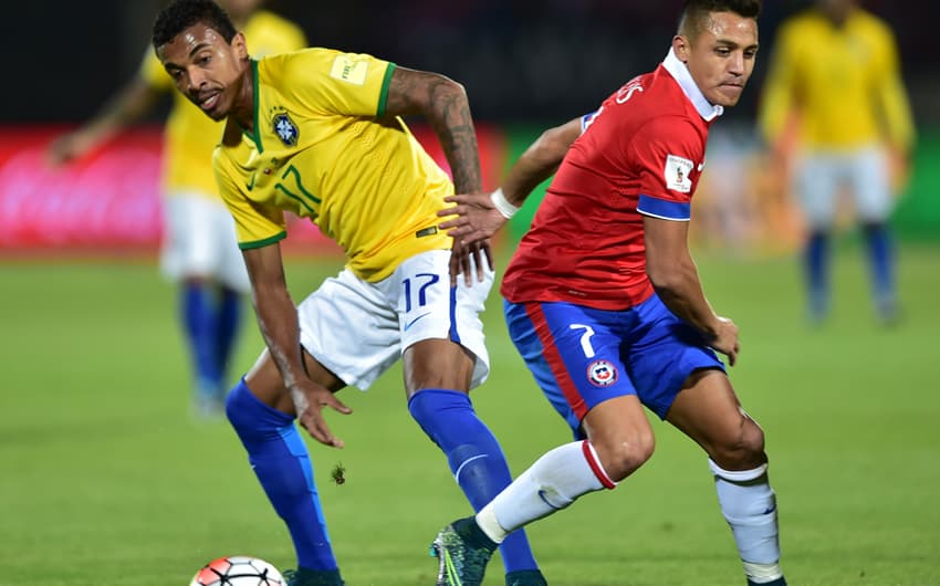 1ª rodada - Chile 2 x 0 Brasil - (Santiago/Nacional) - 08/10/2015