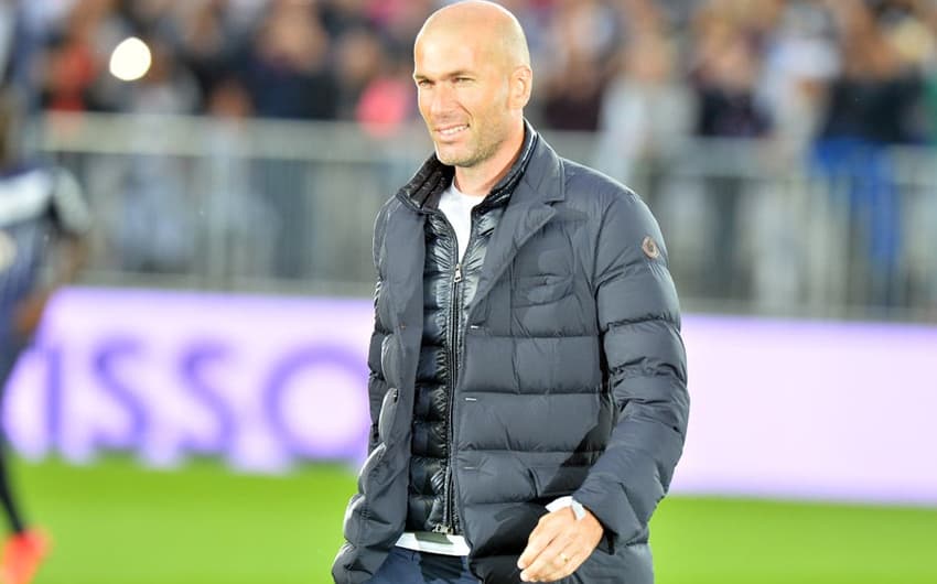 Zidane pode assumir o Real Madrid (Foto: Nicolas Tucat/ AFP)